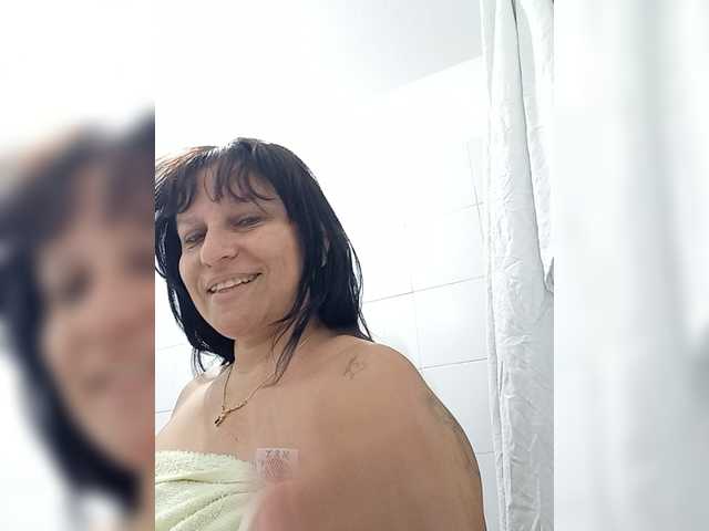 nadiaSamiri live cam on BongaCams