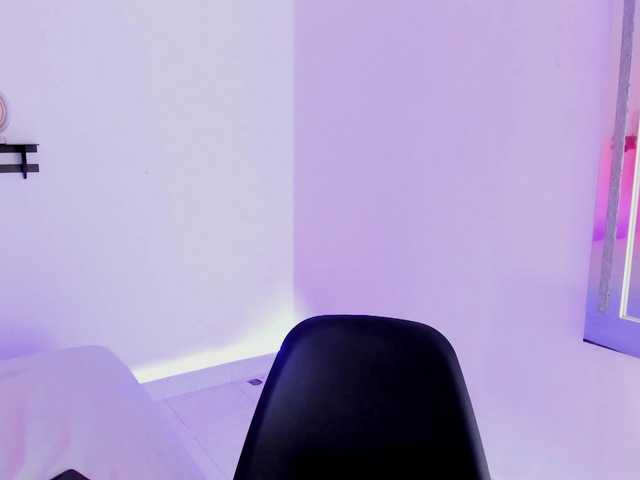 nadiaSamiri live cam on BongaCams