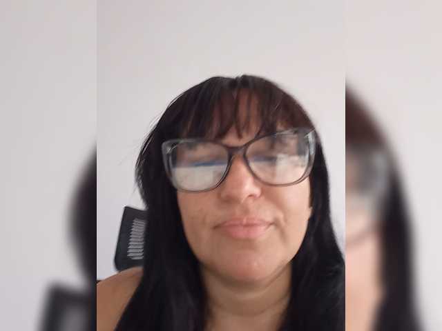 nadiaSamiri live cam on BongaCams