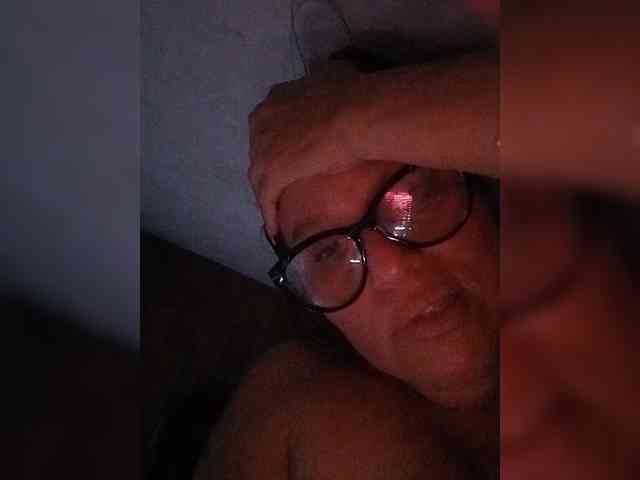 nadiaSamiri webcam