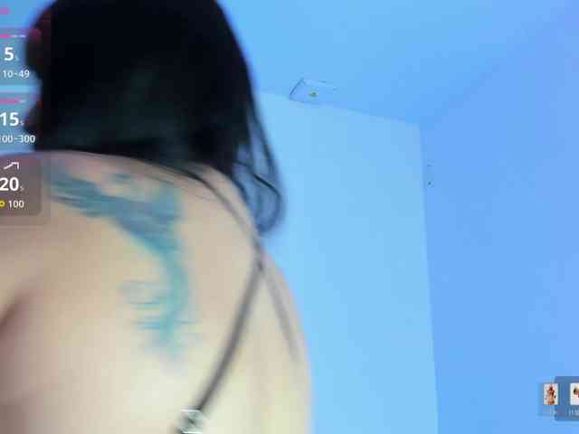 nadiaSamiri webcam