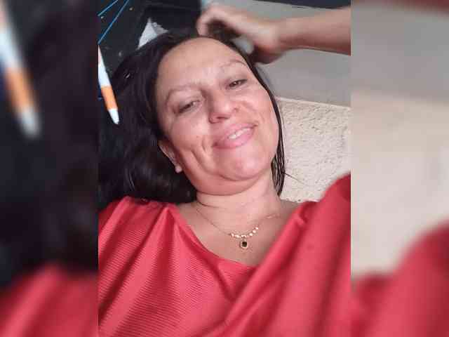 nadiaSamiri webcam