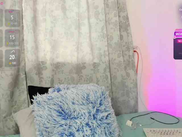 nadiaSamiri webcam