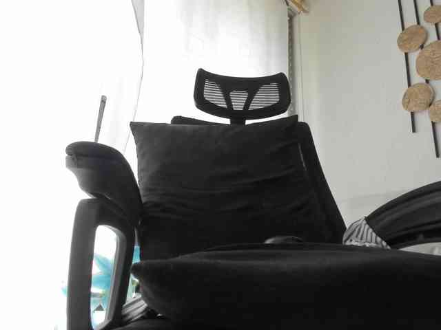 nadiaSamiri webcam