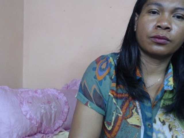 Rsylvie live cam on BongaCams