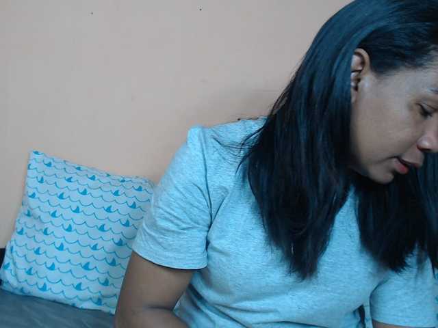 Rsylvie live cam on BongaCams