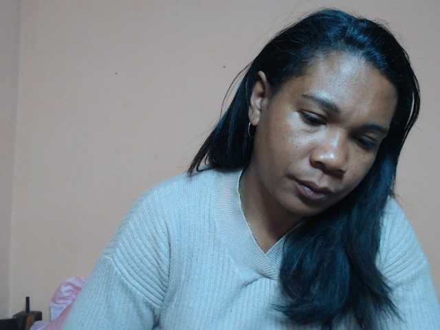 Rsylvie live webcam show