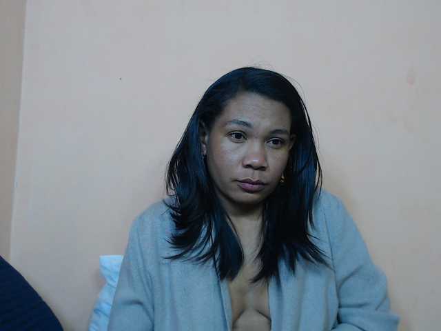 Rsylvie live cam on BongaCams