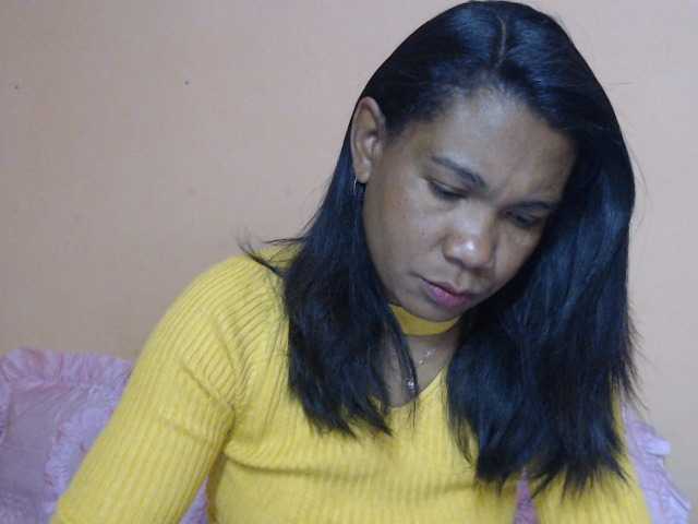 Rsylvie live webcam show