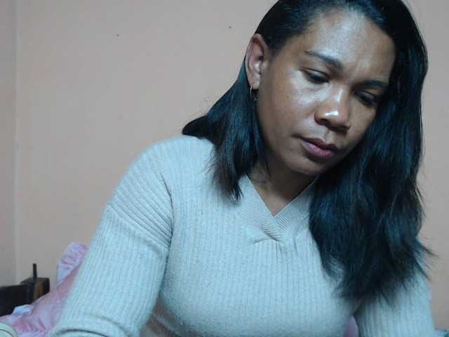 Rsylvie live webcam show
