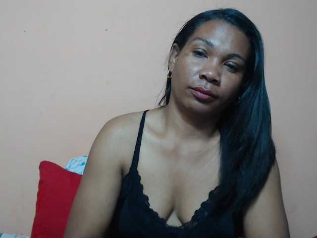 Rsylvie live cam on UnifiedCams