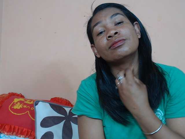 Rsylvie live cam on BongaCams