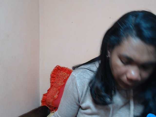 Rsylvie live cam on BongaCams