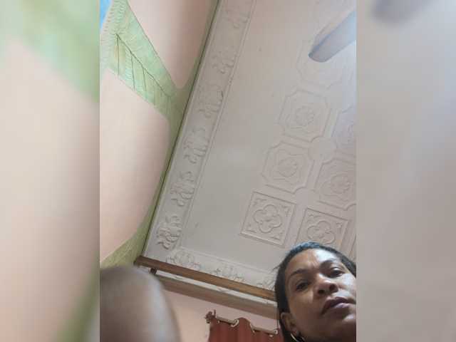 Rsylvie live cam on BongaCams
