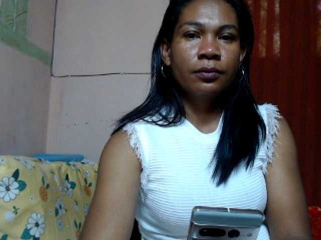 Rsylvie live cam on BongaCams
