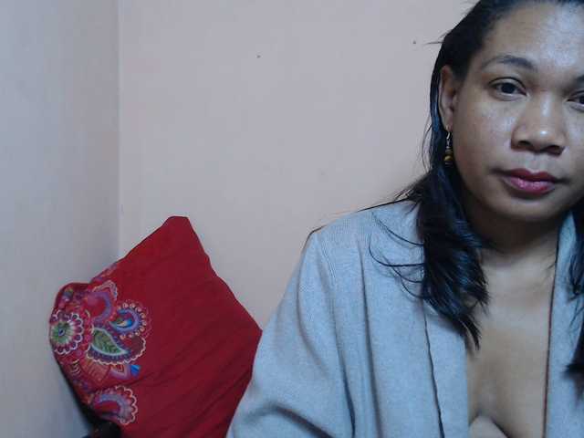 Rsylvie live cam on BongaCams