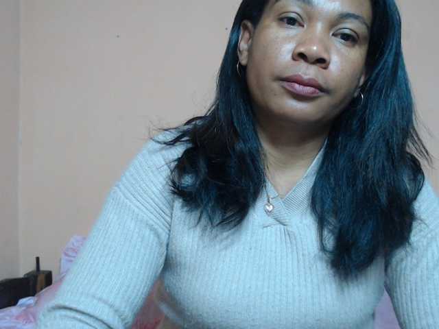 Rsylvie live webcam show