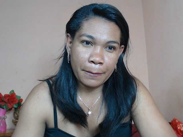 Rsylvie live cam on BongaCams