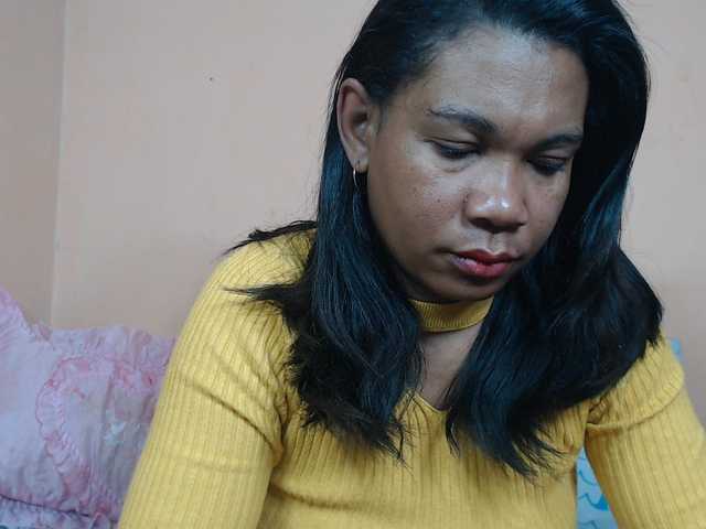 Rsylvie live cam on BongaCams