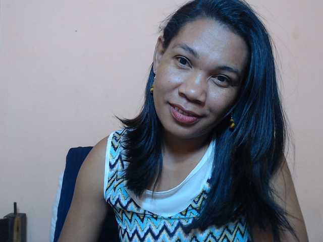 Rsylvie live cam on BongaCams