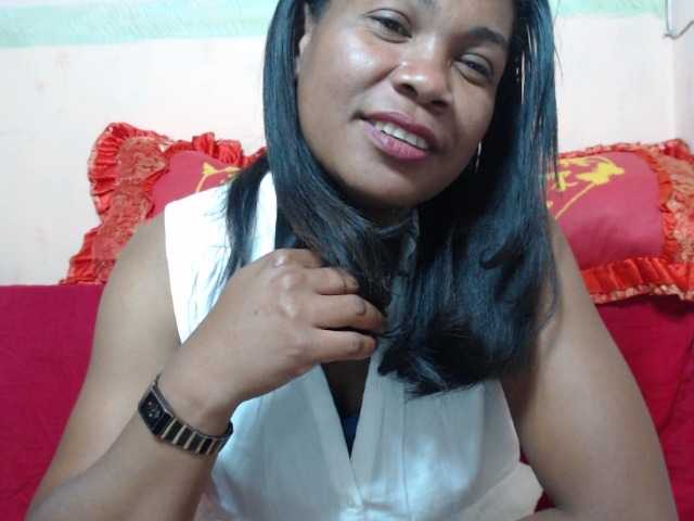 Rsylvie live cam on BongaCams
