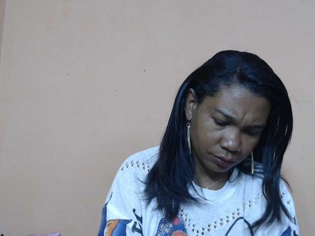 Rsylvie live cam on BongaCams