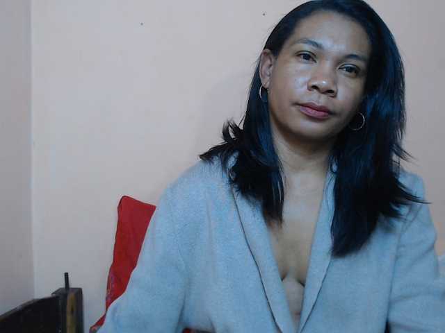 Rsylvie live cam on BongaCams