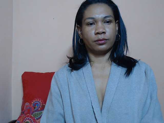 Rsylvie live cam on BongaCams