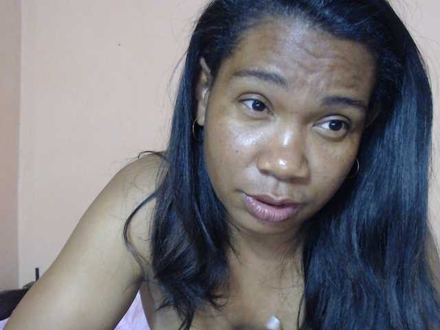 Rsylvie live webcam show