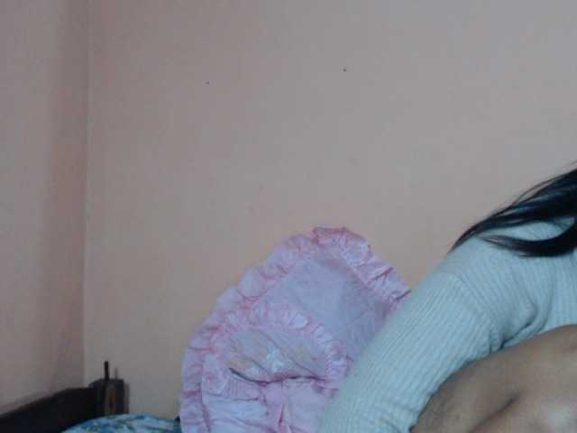 Rsylvie live webcam show