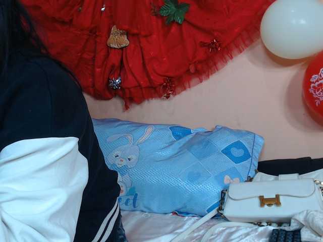 Rsylvie live cam preview