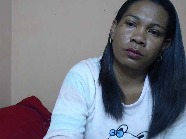 Rsylvie live cam on BongaCams