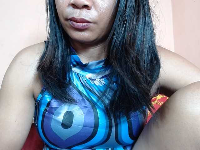 Rsylvie live cam on BongaCams