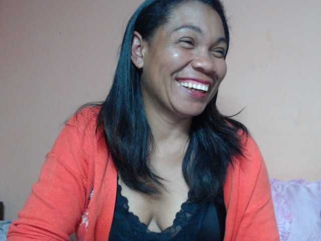 Rsylvie live webcam show