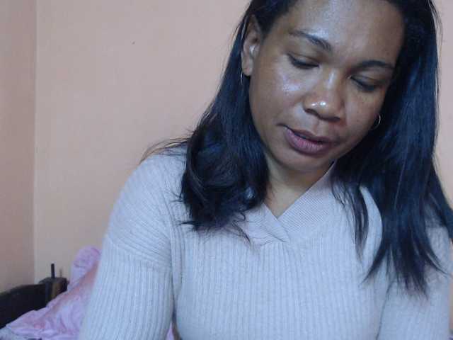 Rsylvie live webcam show