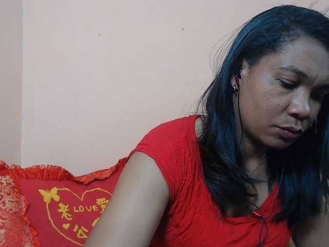 Rsylvie live cam on BongaCams