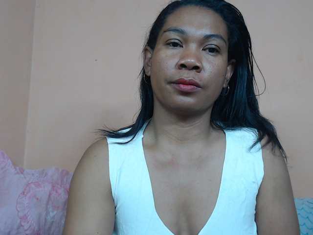 Rsylvie live cam on BongaCams