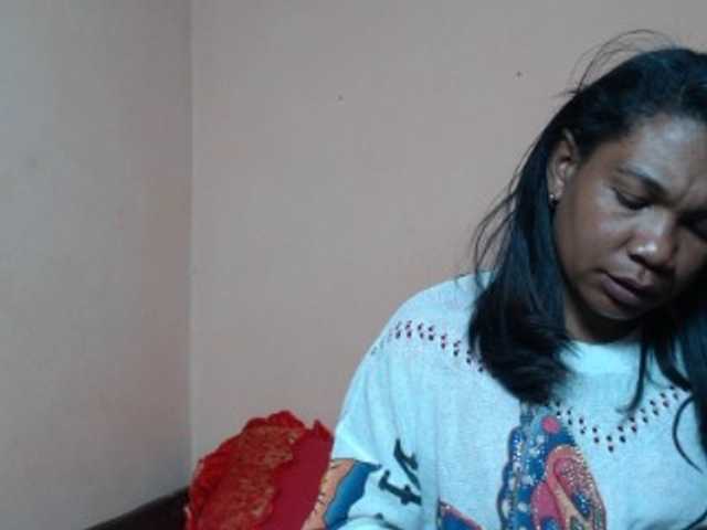 Rsylvie live cam on BongaCams