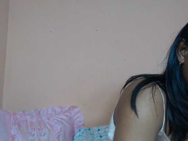 Rsylvie live cam on BongaCams