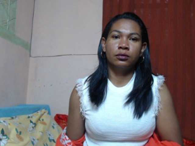 Rsylvie live cam on BongaCams