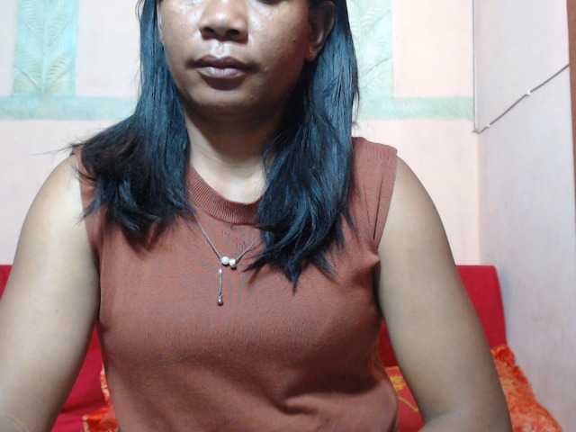 Rsylvie live cam on BongaCams