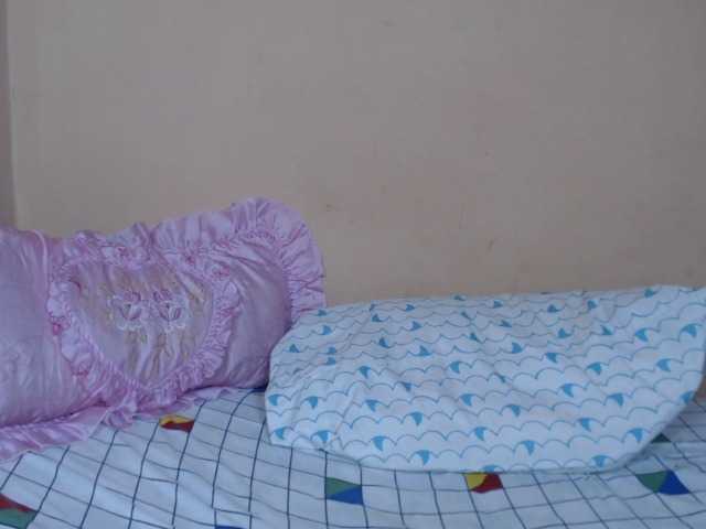 Rsylvie live cam on BongaCams