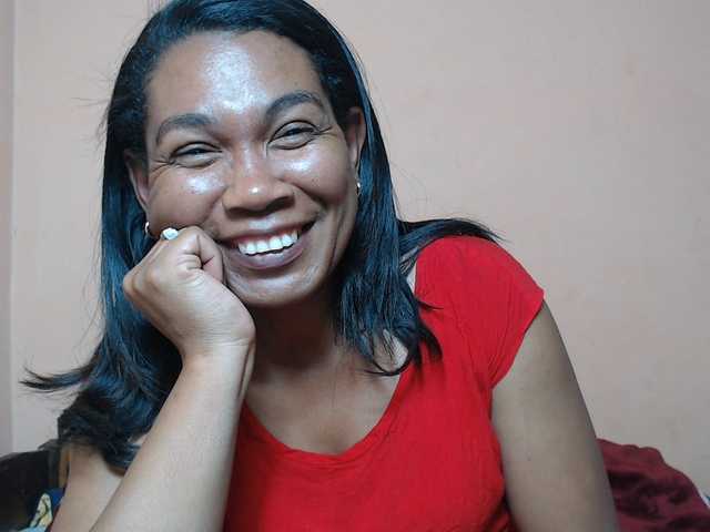 Rsylvie live cam on BongaCams
