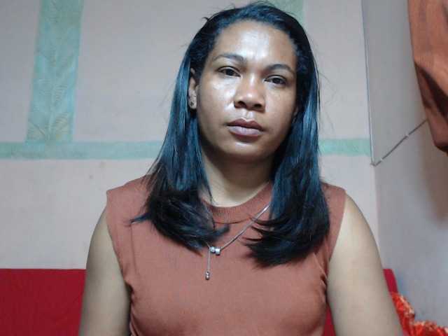Rsylvie live cam on BongaCams