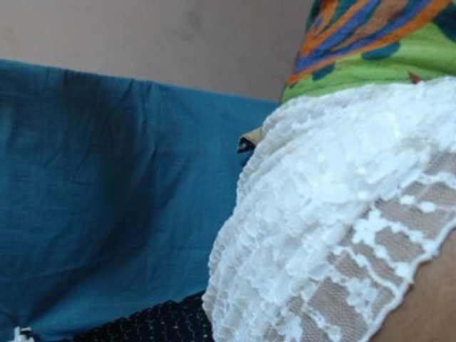 Rsylvie live cam preview
