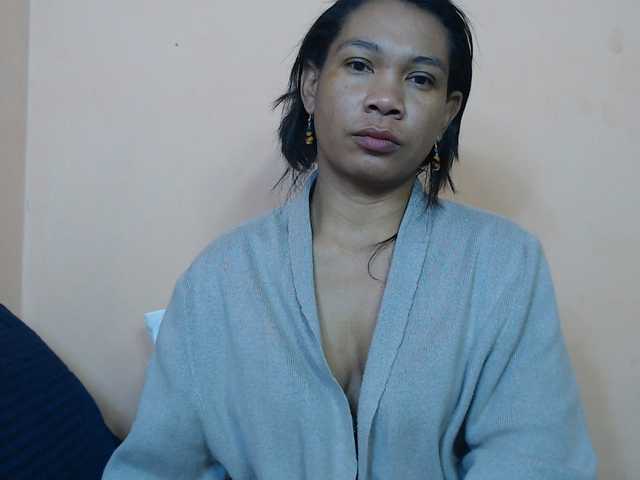 Rsylvie live cam on BongaCams