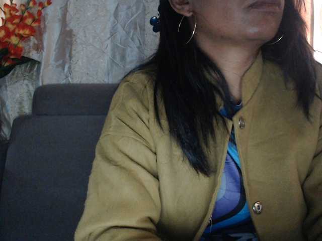 Rsylvie live cam on BongaCams