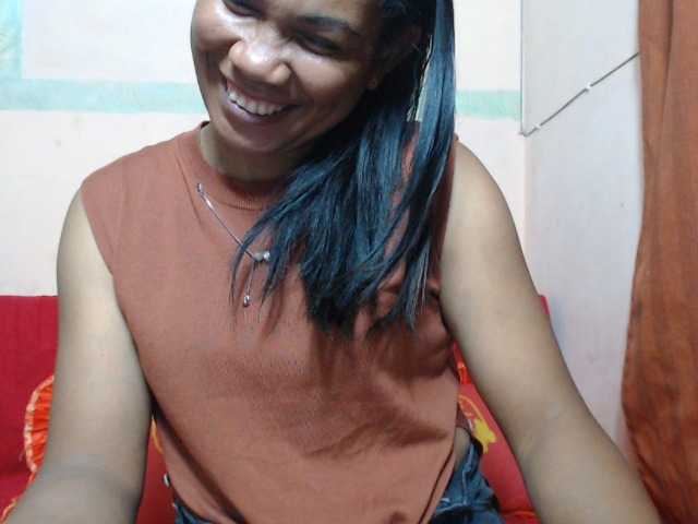 Rsylvie, 30 y/o - Live Cam on BongaCams