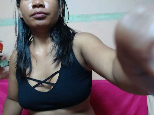 Rsylvie's BongaCams show and profile