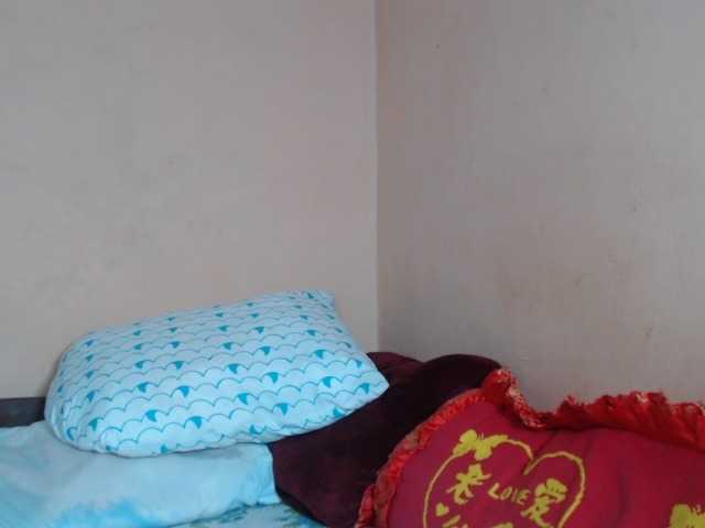 Rsylvie live cam on BongaCams